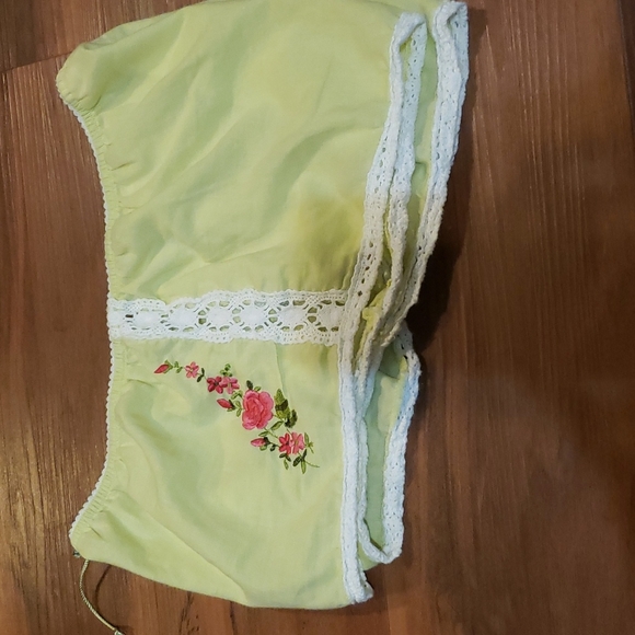 Victoria secret sleep shorts. - Picture 3 of 5